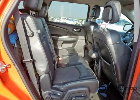 2018 Dodge Journey Crossroad z USA, uszkodzony, nr VIN 3C4PDCGG3JT218249